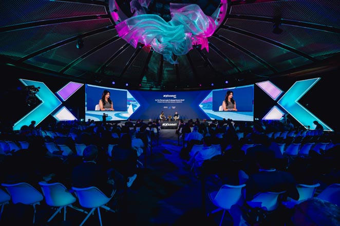 Fireside Chat: Are You The Last Leader To Manage Humans Alone?